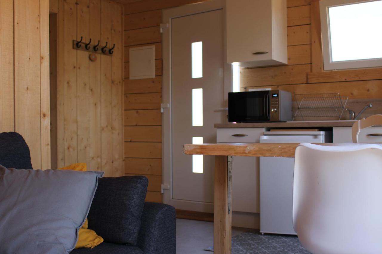 Tiny House Dans Jardin Arbore Perros-Guirec Exterior photo