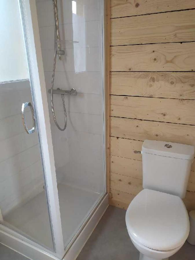 Tiny House Dans Jardin Arbore Perros-Guirec Exterior photo
